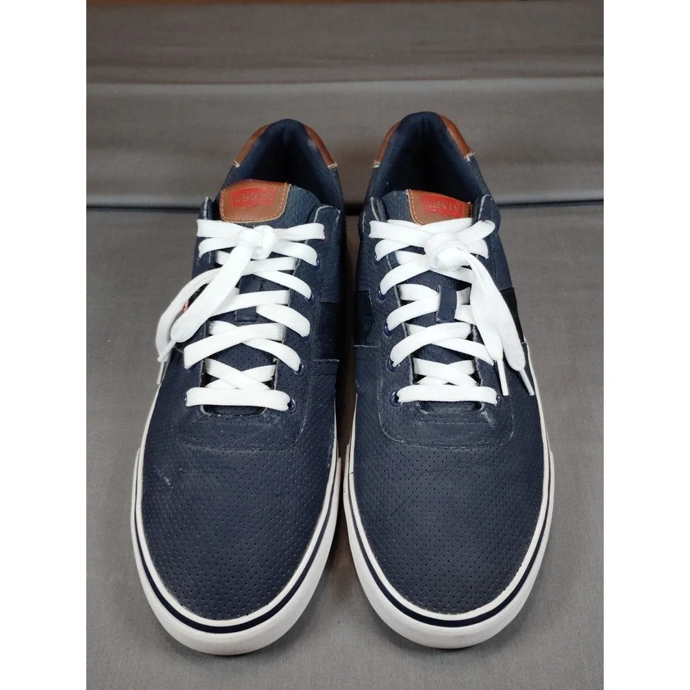 Levi’s ****please review